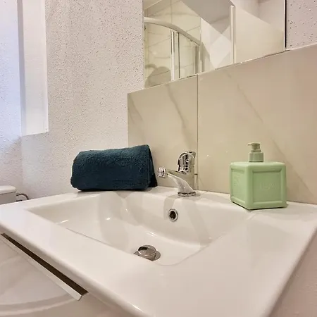 Apartment La Evasion 1 - Original - Gare - Wifi - Relax